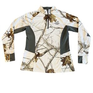 Realtree APC RT Snow Camo Quarter-Zip Pullover – Size M